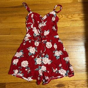 Hollister romper